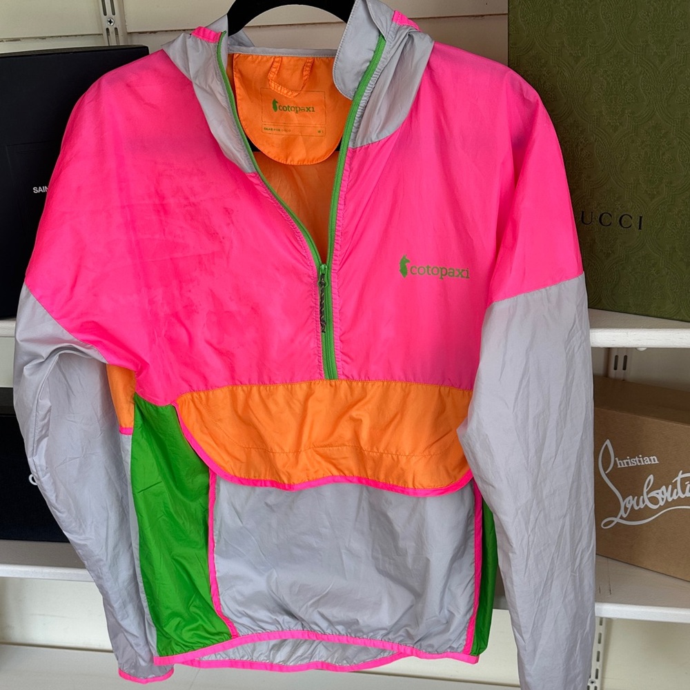 Cotopaxi Women’s Windbreaker Jacket